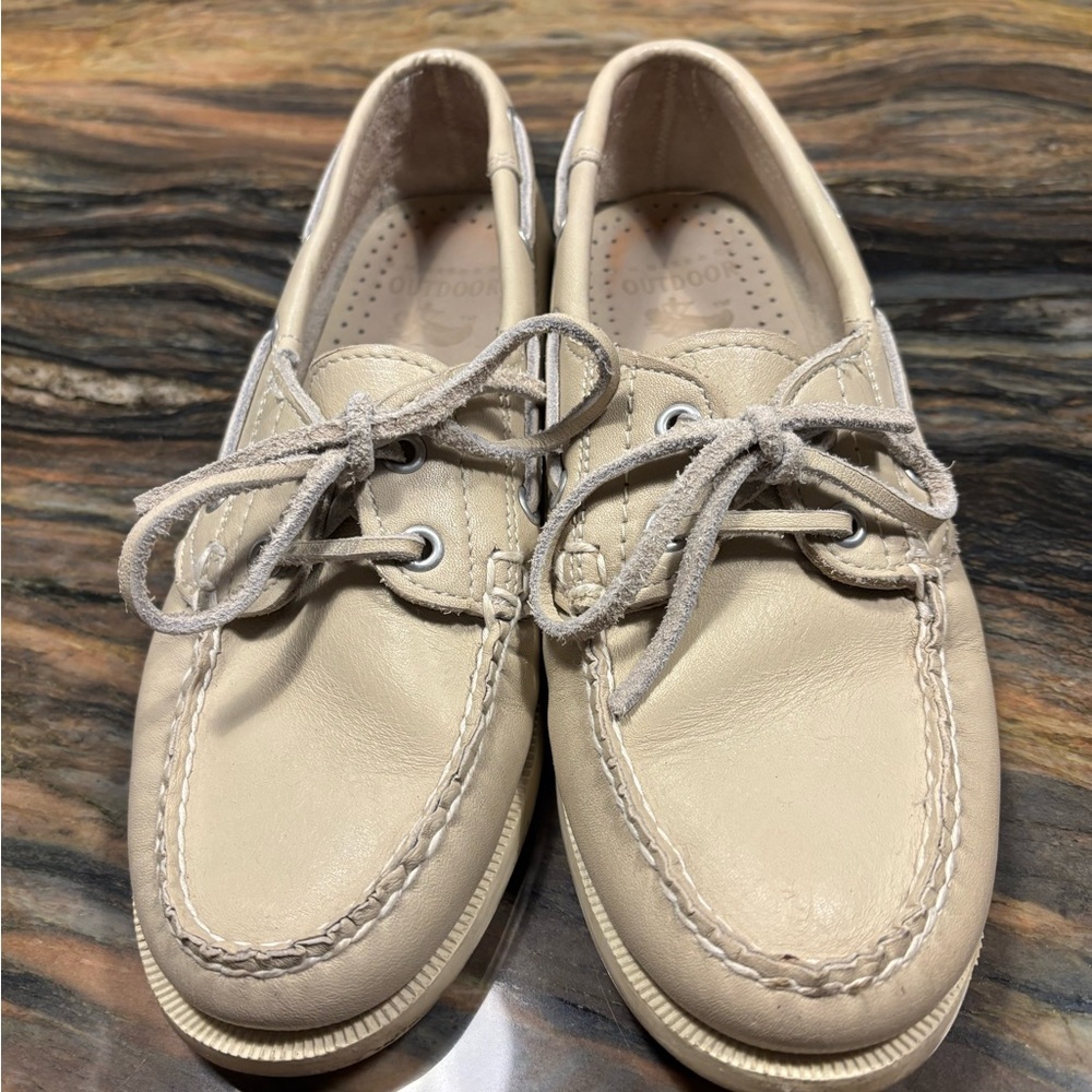 Boat shoe Topsider Bass Size 6 1/2 Gently owned